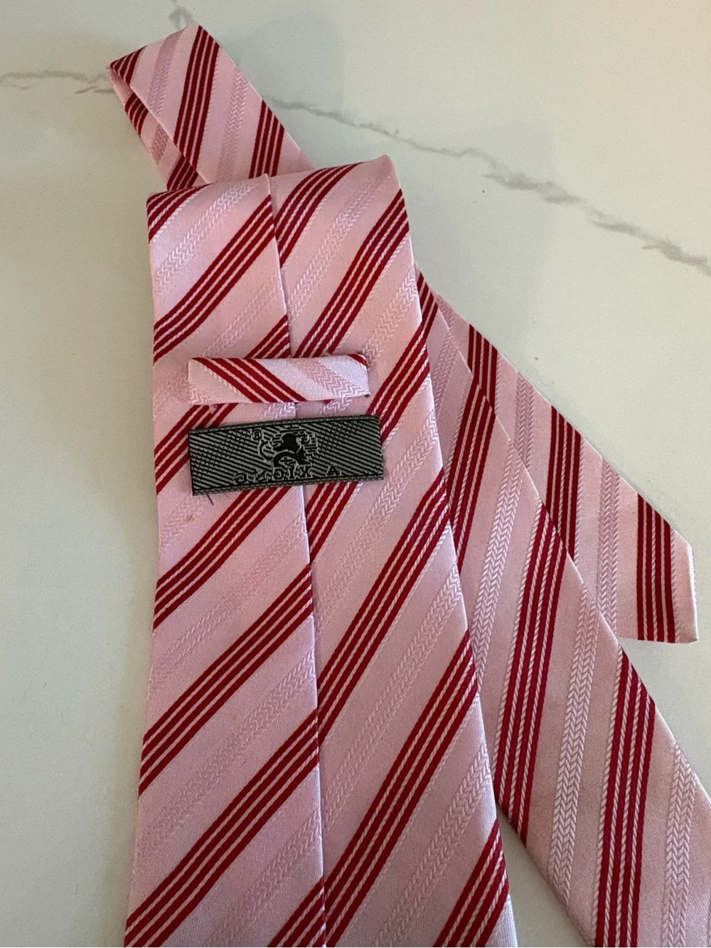 BAMSPANE Classic Men’s Necktie Pink Red White Striped Herringbone Texture NWT
